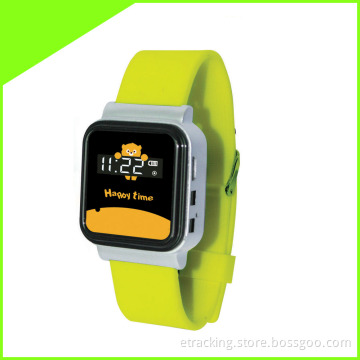 Cctr-630 Personal Kids Old Man Watch GPS Tracker, Free Android APP Download Tracking Device Auto Configure Apnand Low Battery Alarm